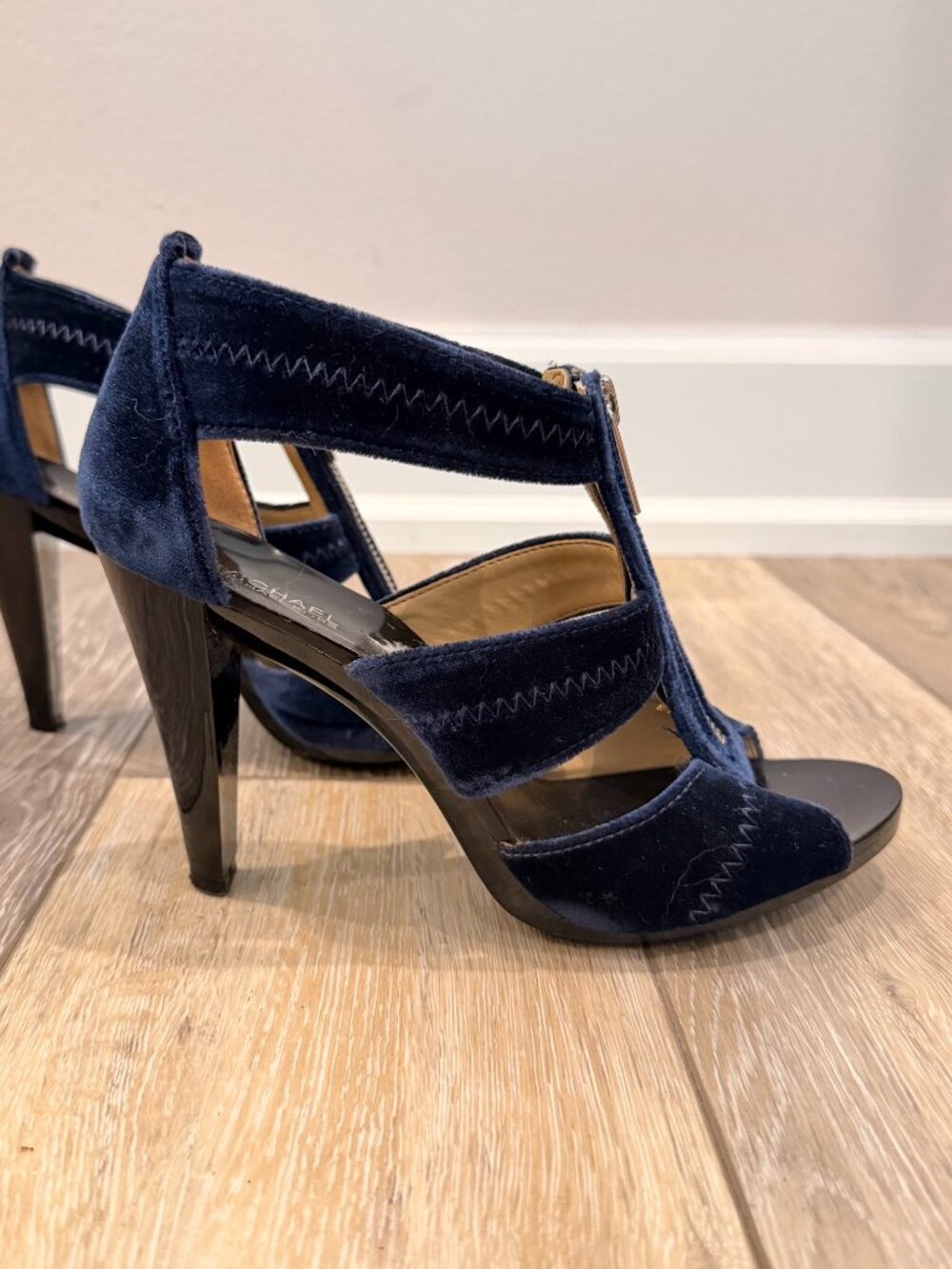 Michael Kors Navy Blue Velvet Strappy Zip Front Pumps Size 7